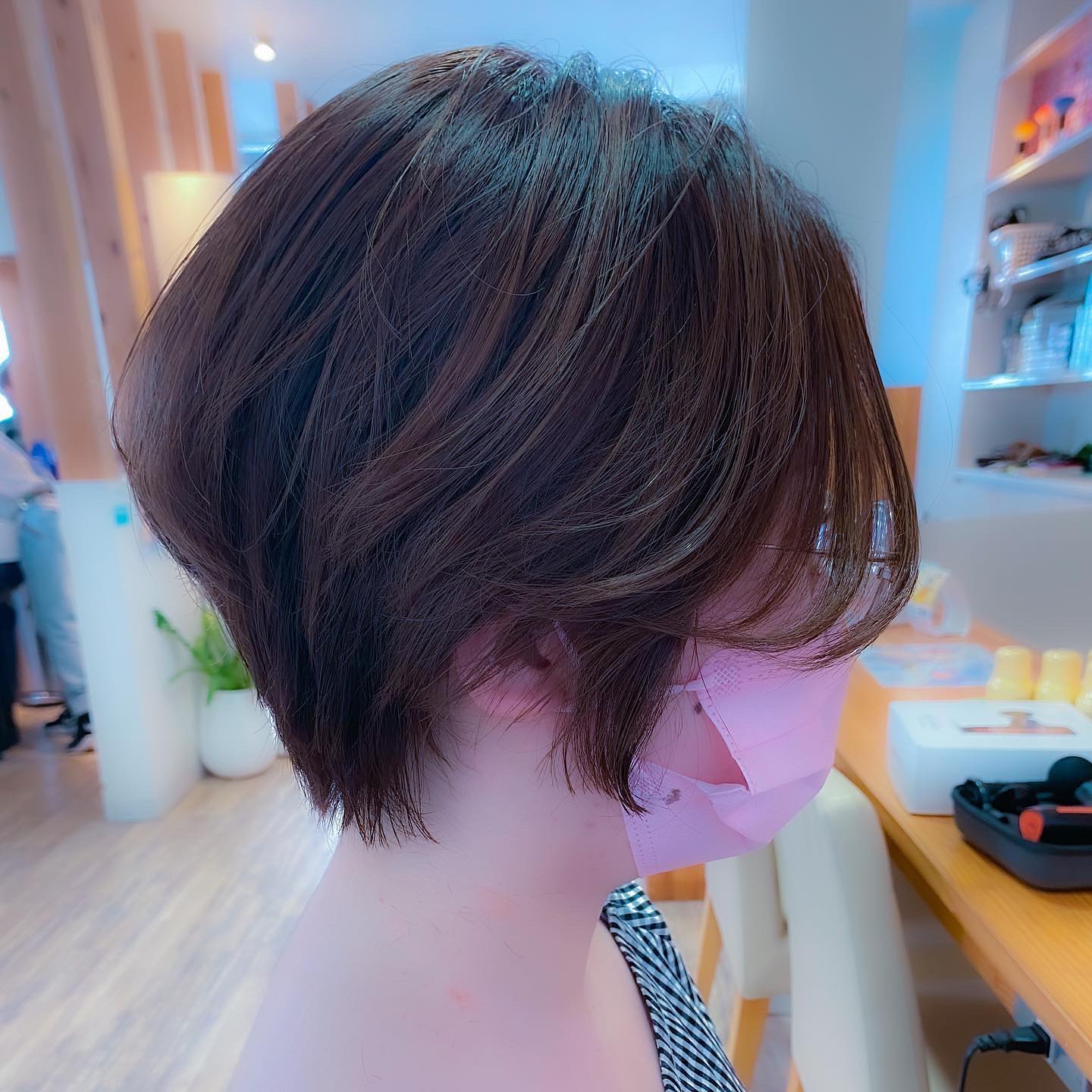 オトナ美人な透明感　ハイライトオンアッシュ